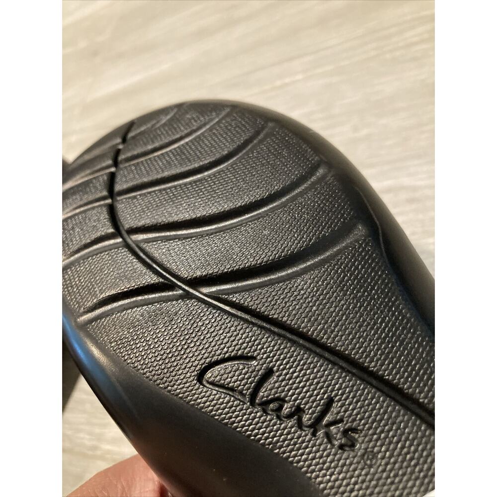 Clarks Ashland Bubble Loafers Brown Leather Slip On Tassel Women Size 8 N - Picture 12 of 12